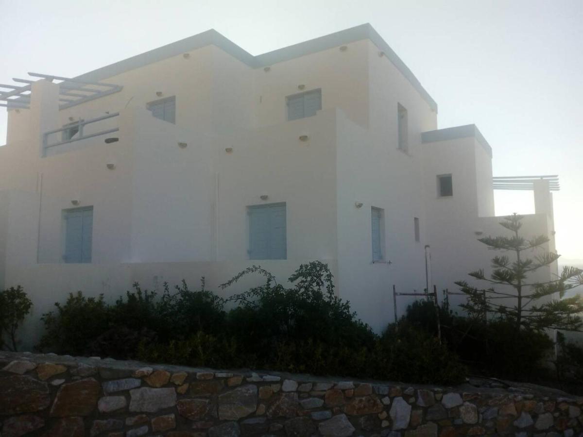 Horizon Blue Hotel Kini Exterior photo