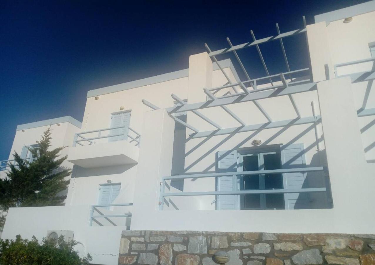 Horizon Blue Hotel Kini Exterior photo